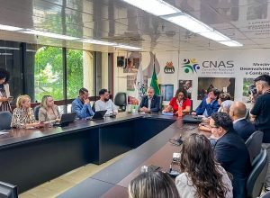 Assinatura dos contratos com os empreendedores ocorreu durante encontro em Brasília em março deste ano (registro da imagem). 
Foto/ Imagem:  Agnelo Câmara (Ascom/Sudene)